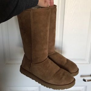 Women’s UGG size 7.5 US